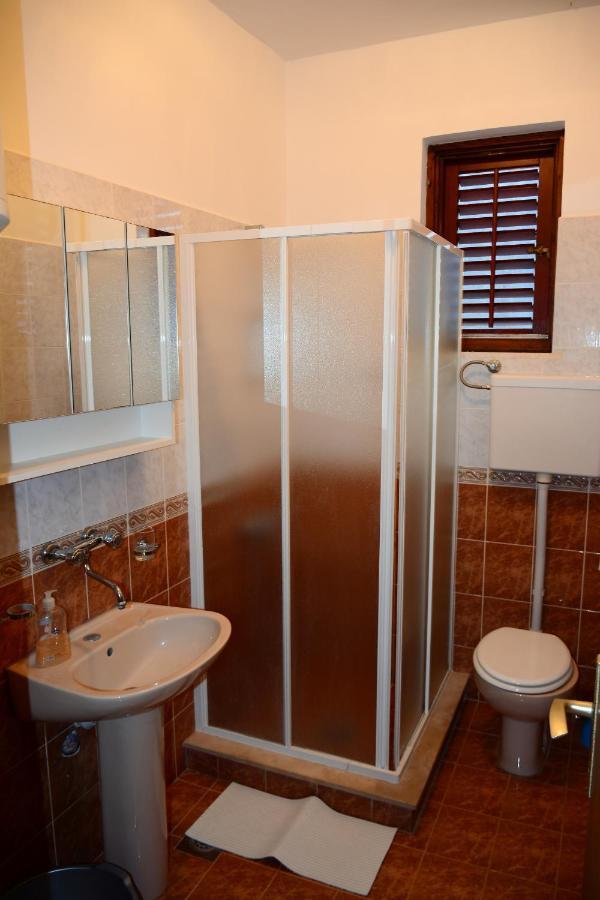 Apartments By The Sea Luka Dubrava, Peljesac - 284 Janjina エクステリア 写真
